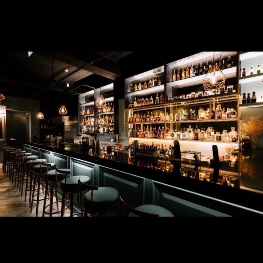 Located near Taipei Main Station, Bitter Burro is a vibrant and beautiful corner full of charm.