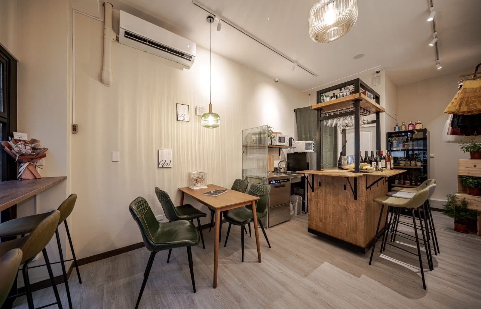 Salon et Tutu 酴塗小酒館 ブランドバナー